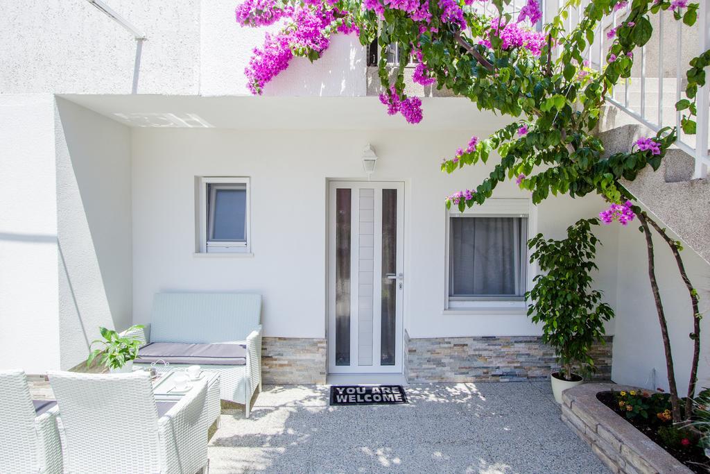 Luxury Studio Apartment White Sensation Vodice Extérieur photo